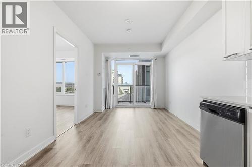 385 WINSTON Road Unit# 304 , Grimsby, Ontario L3M 0J3 3
