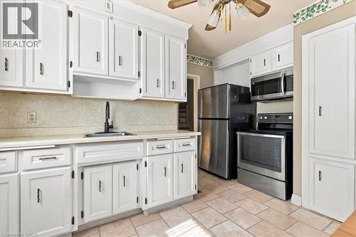 327 Highland Road E, Kitchener, ON 