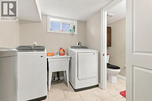 327 Highland Road E, Kitchener, ON 