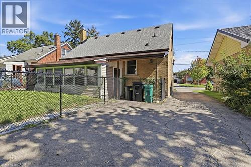 327 Highland Road E, Kitchener, ON 