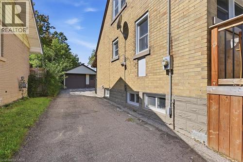 327 Highland Road E, Kitchener, ON 