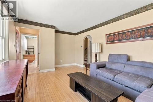 327 Highland Road E, Kitchener, ON 