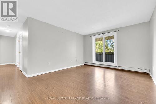 306 - 955 GRAND AVENUE W , Chatham-Kent, Ontario N7L 4Z6 4