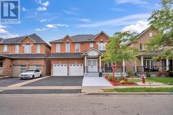36 BORNEO CRESCENT Brampton, ON L6R 3C5