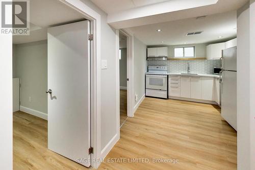 LOWER - 2505 GERRARD STREET E , Toronto, Ontario M1N 1W7 2