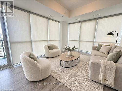 2011 - 108 GARMENT STREET , Waterloo, Ontario N2G 0E2 2