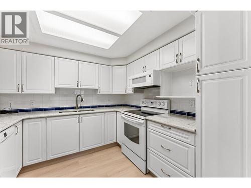 1965 Durnin Road Unit# 104  Kelowna, BC V1X 7K6