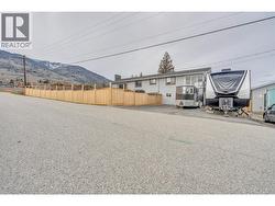 386 Road 11 Road Oliver, BC V0H 1T1