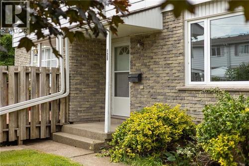 18 Oakhill Drive Unit# 12B, Brantford, ON 