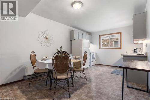18 Oakhill Drive Unit# 12B, Brantford, ON 