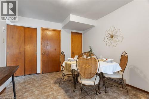 18 Oakhill Drive Unit# 12B, Brantford, ON 