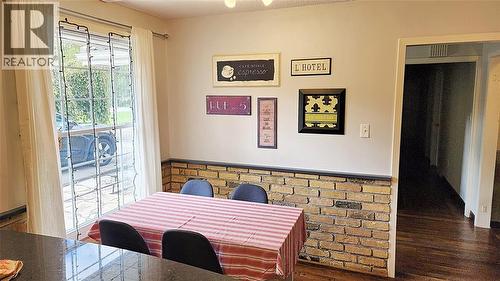 8468 Defore DRIVE , Grand Bend, Ontario N0M 1T0 5
