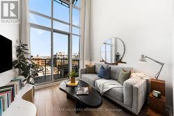 617 - 5 HANNA AVENUE Toronto, ON M6K 0B3