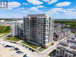 713 - 6 DAVID EYER ROAD Richmond Hill, ON L4S 0N5