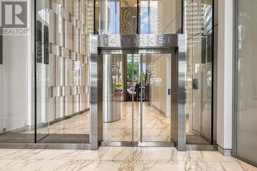 2006 - 14 YORK STREET , Toronto, Ontario M5J 0B1 5