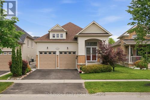 19 ALFRED SHRUBB LANE  Clarington (Bowmanville), ON L1C 0B1
