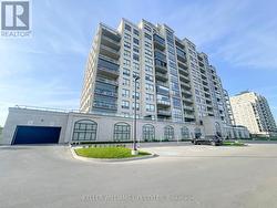 512 - 260 VILLAGE WALK BOULEVARD London North (North R), ON N6G 0W6