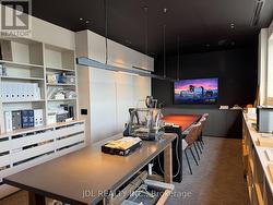 185 BRIDGELAND AVENUE Toronto, ON M6A 1Y7