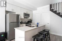 202 - 3562 CONOLIAL DRIVE Mississauga, ON L5L 5R9