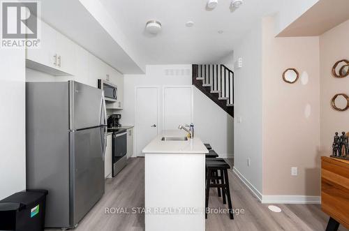 202 - 3562 CONOLIAL DRIVE , Mississauga, Ontario L5L 5R9 2
