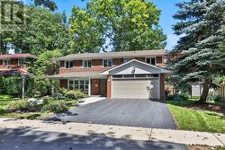3708 BEECHOLLOW CRESCENT Mississauga, ON L4Y 3T2
