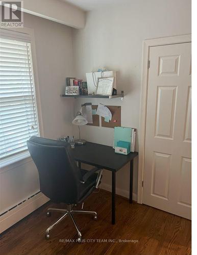 UNIT 3 - 9 THIRTY FIFTH STREET , Toronto, Ontario M8W 3J8 2