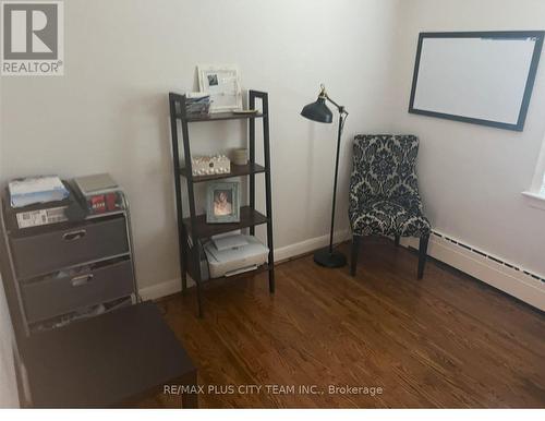 UNIT 3 - 9 THIRTY FIFTH STREET , Toronto, Ontario M8W 3J8 4