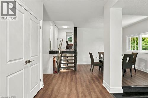 2390 Sinclair Circle, Burlington, ON 
