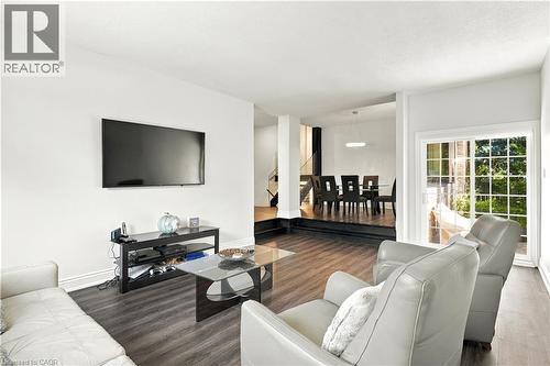 2390 Sinclair Circle, Burlington, ON 