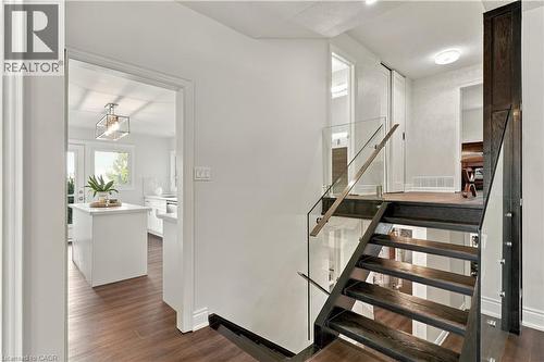 2390 Sinclair Circle, Burlington, ON 