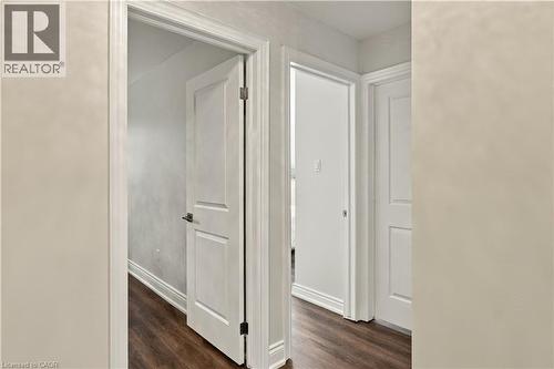 2390 Sinclair Circle, Burlington, ON 