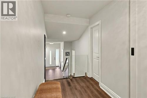 2390 Sinclair Circle, Burlington, ON 