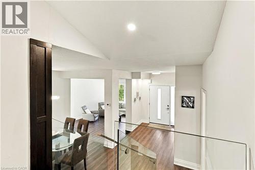 2390 Sinclair Circle, Burlington, ON 