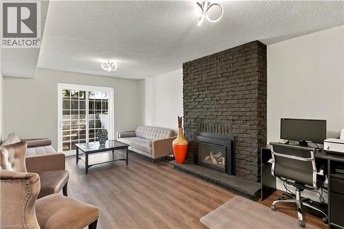 2390 Sinclair Circle, Burlington, ON 