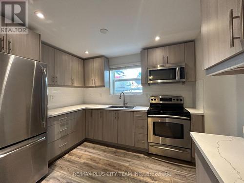 UNIT 1 - 11 THIRTY FIFTH STREET , Toronto, Ontario M8W 3J8 4