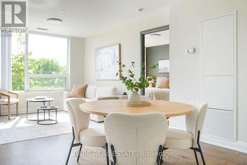 217 - 18 UPTOWN DRIVE  Markham, ON L3R 5M5