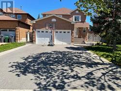 (UPPER) - 25 KENTUCKY DRIVE Brampton, ON L6Y 4E9