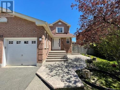 (UPPER) - 25 KENTUCKY DRIVE , Brampton, Ontario L6Y 4E9 3