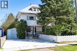 802 ELGIN STREET Wallaceburg, ON N8A 3C5