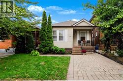 104 NIAGARA Street Hamilton, ON L8L 6A7