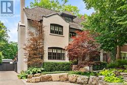 20 WHITNEY AVENUE  Toronto, ON M4W 2A8