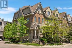32 MENDOTA ROAD Toronto, ON M8Y 1E8