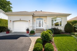 1109 Rue Aimé-Petit  Chambly, QC J3L 6K1