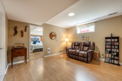Family Room - 