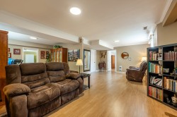 Family Room - 
