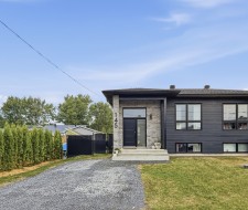 145 Rue Bachand  Noyan, QC J0J 1B0