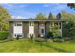 12 Chandler CRES Moncton, NB E1E 3W7