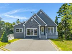 23 Maple Grove TERR Saint John, NB E2K 2H9