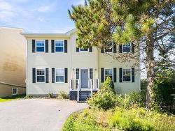 1 Gordon Street  Bedford, NS B4A 2N6