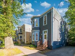 2615 Fuller Terrace Halifax, NS B3K 3V8